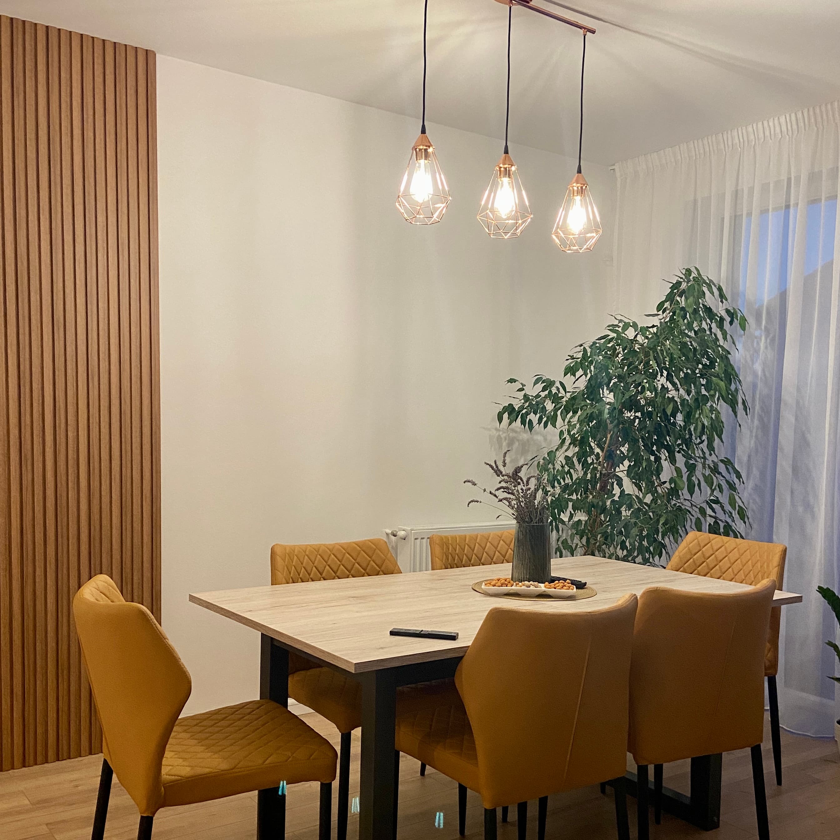 Amenajare living, bucatarie, baie, casa scarii Alba Iulia